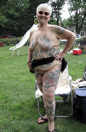 Handsome sexy tattoos women pics