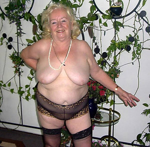 Amateur pics of mature women with huge breasts