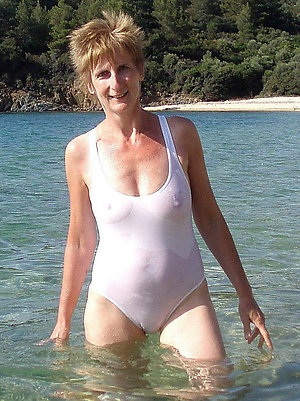 Amazing mature sex beach
