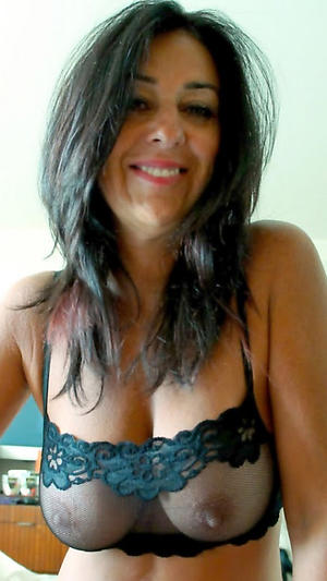 Drub mature ladies divest pictures