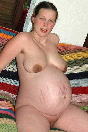 Unveil pregnant mature women