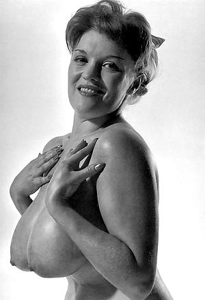 Amazing vintage mature pussy