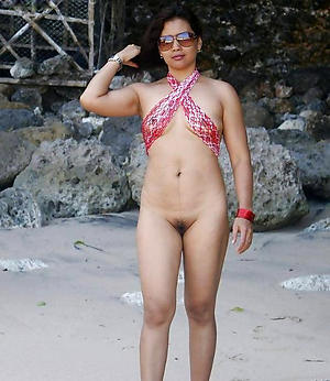 Amateur pics of mature indian women