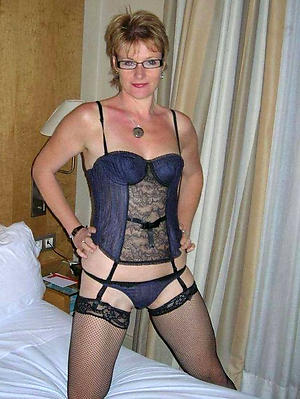 Pretty mature solo body of men photos