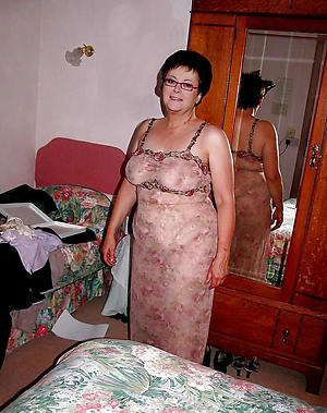 Amazing erotic mature pussy pics