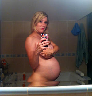 Favorite mature pregnant pussy