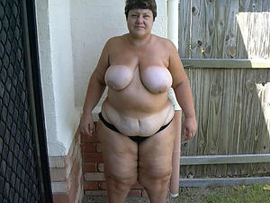 Bush-leaguer pics of plump grown-up women
