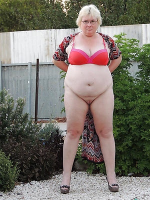 Free mature women in conceited heels