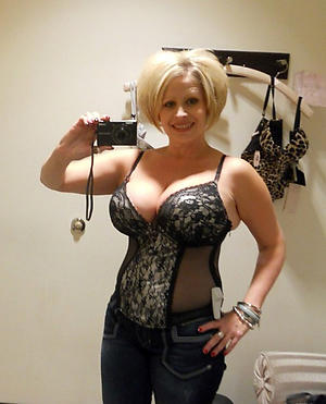 Amazing grown-up solo pics