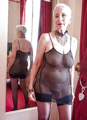 Naked mature girlfriends pics