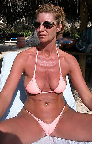 Sexy grown up bikini photos