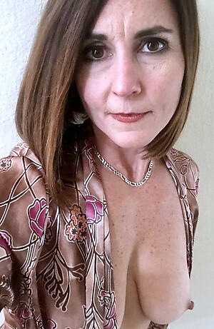 Spectacular mature cougar milf pics