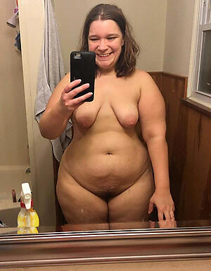 Hot porn of mature selfshots