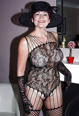 Mature adult ladies porn pics