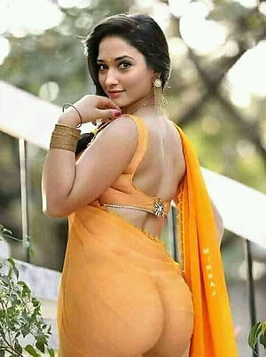 Naughty mature indian woman naked photo