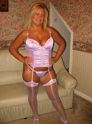 Clumsy pics of sexy mature in lingerie