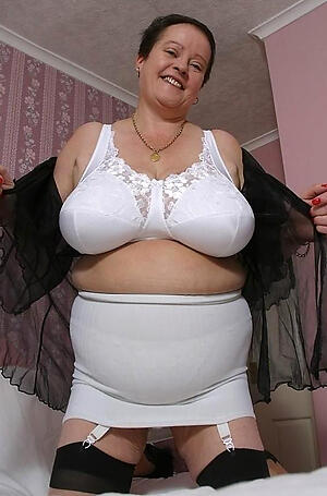Sexual relations pic of mature bra