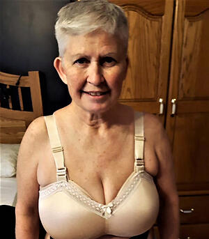Women in bras truth or happening pics