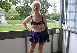 Amateur pics of big boob granny